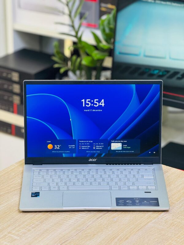 ACER SWIFT 3 core i7 – Image 3