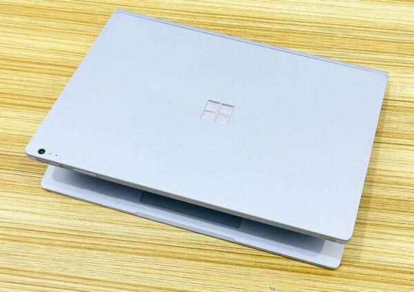 Surface Book core i5