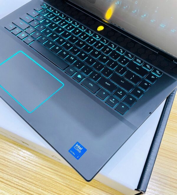 Gaming laptop Alienware core Ultra 7 neuf en carton – Image 3