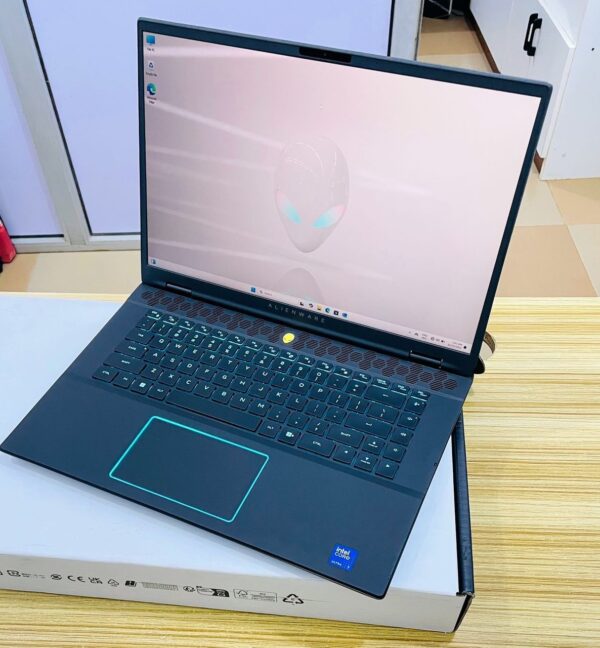 Gaming laptop Alienware core Ultra 7 neuf en carton – Image 4