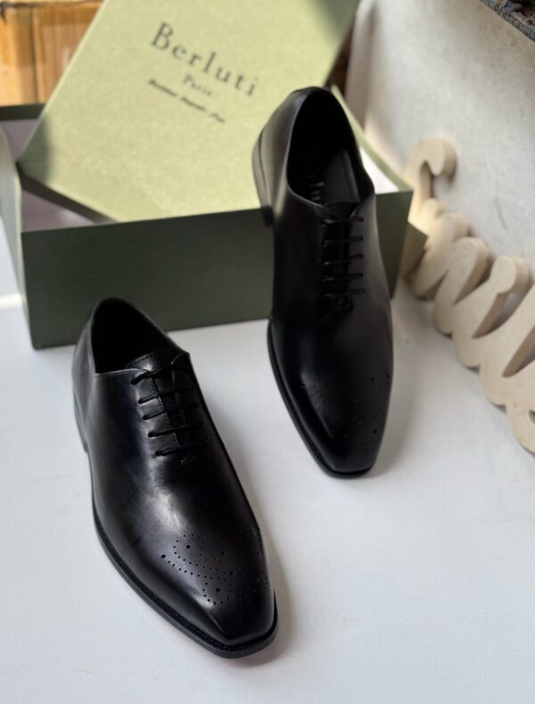 Chaussures en cuir