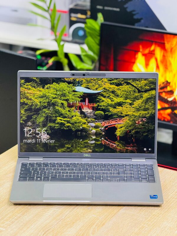 STATION DE TRAVAIL MOBILE DELL PRECISION 3561 core i7 11th génération (2021) 04Go dédiée