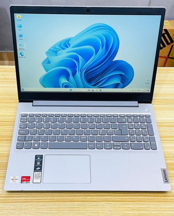 Lenovo Ideapad 3 15ADA05 AMD Athlon Sylver 3050U – Image 2