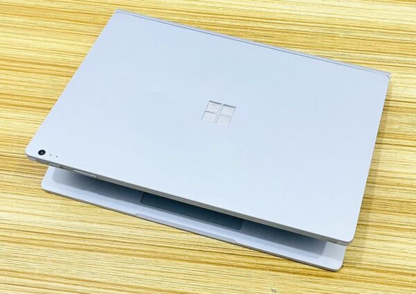 Surface Book core i5