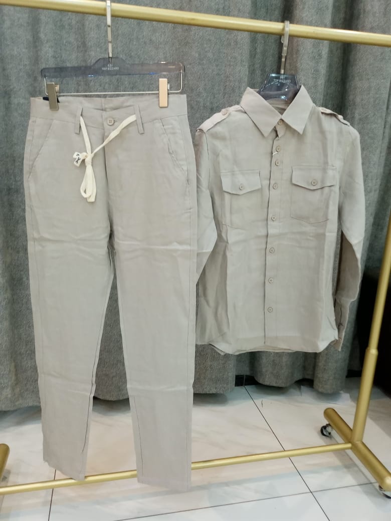 Ensemble 02 pièces (chemises et pantalon)