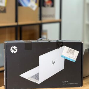 HP ENVY x360 2-in-1 Laptop core i5 13th génération (2023) neuf en carton