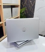 HP Elitebook 840 G4 core i7 super  slim et très clean. PC ultra performant et très résistant
7th génération