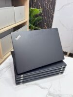 Lenovo Thinkpad X390  core i5 ultra slim, léger fin et très clean. PC ultra performant et très résistant
8th génération
