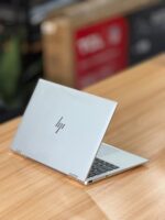 HP ELITEBOOK x360 1040 G8 core i5