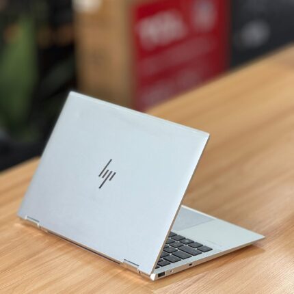 HP ELITEBOOK x360 1040 G8 core i5