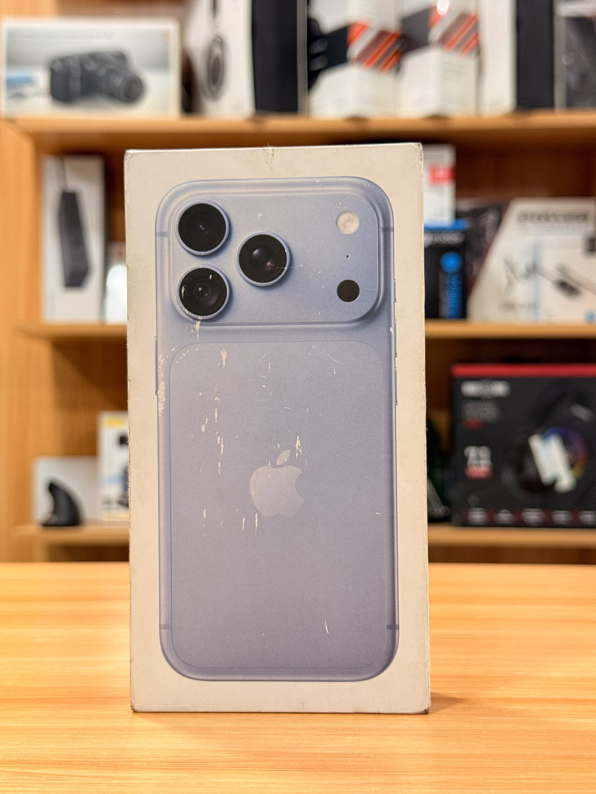 8f1c3bd3-367c-4869-8106-bc11c97ec105 iPhone 18 Pro (eSIM) 🇺🇸🇺🇸🇺🇸 scellé – Image 1